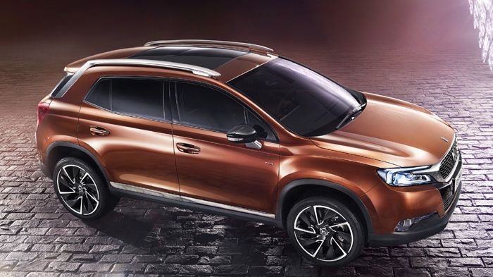 Το DS 6WR έχει μήκος 4,55 μέτρα, πλάτος 1,86 μέτρα και ύψος 1,61 μέτρα, ενώ το μεταξόνιό του φτάνει τα 2,73 μέτρα.